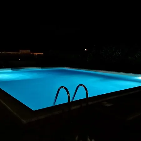 Hotel Febby 4*