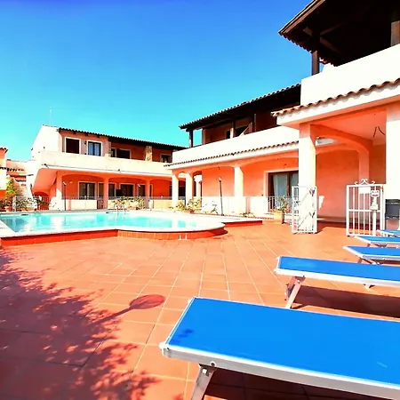 Hotel Febby 4*